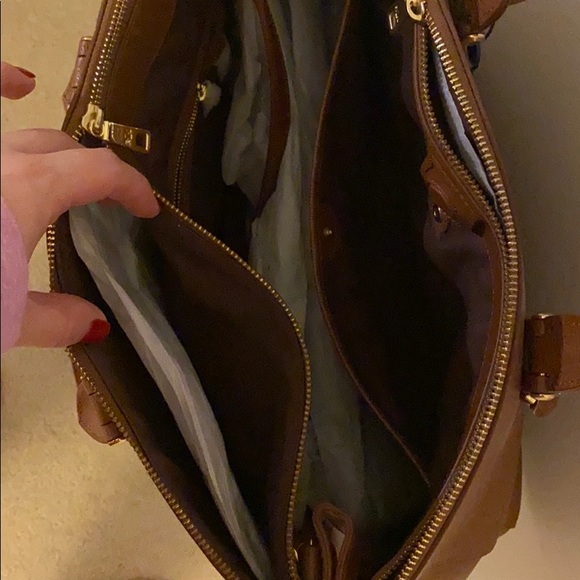 Sold - Picture 4 of 7